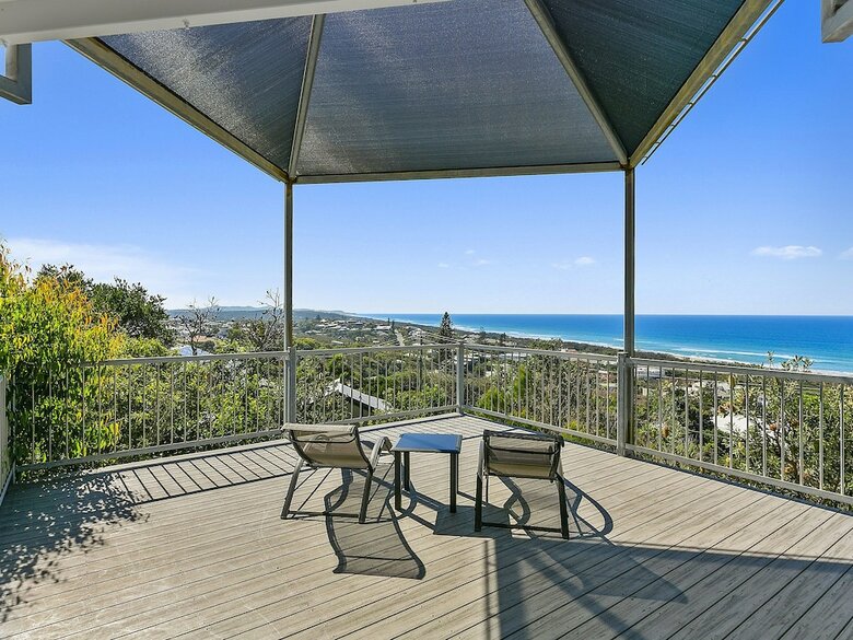 Panoramic Ocean Views In Peregian Beach! 41 Parakeet Cresent