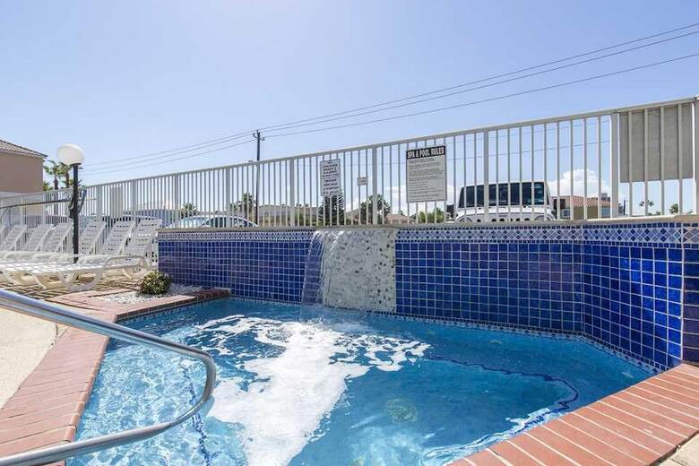 La International 206