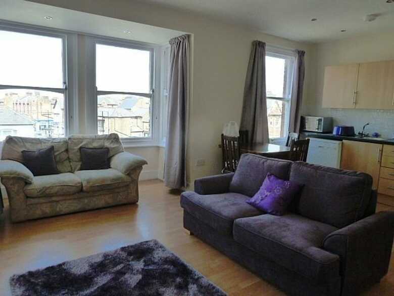 Apartamentos Top Floor Flat With Sea View