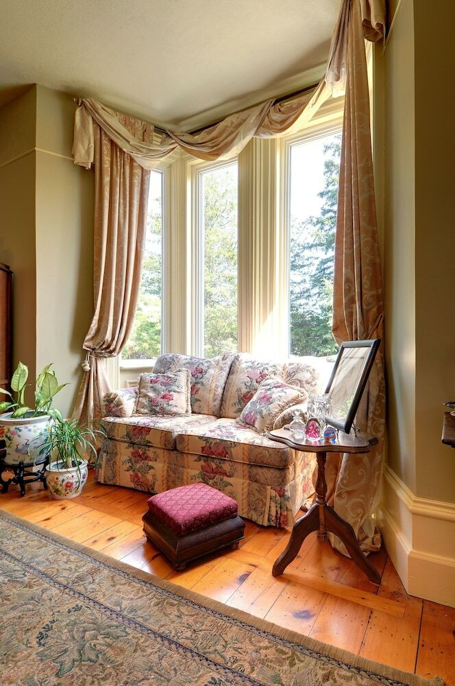 Bed & Breakfast Devonshire Guest House & Spa