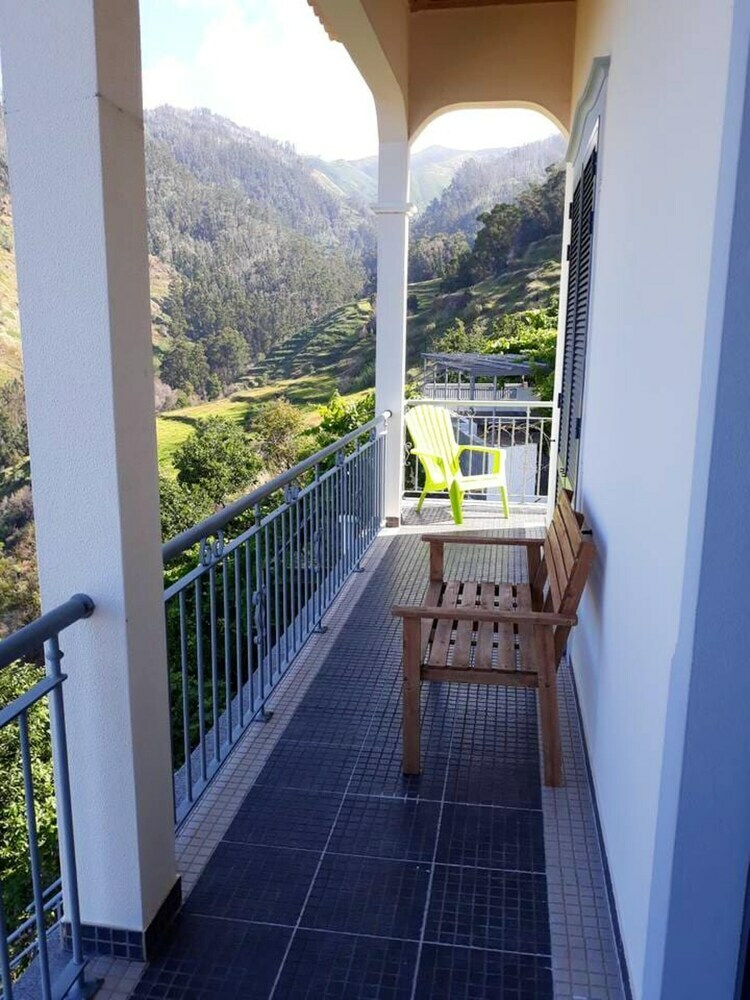 House With 2 Bedrooms In Lombo Do Doutor, With Wifi