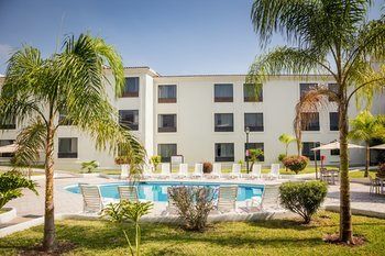 Fiesta Inn Monterrey La Fe Hotel