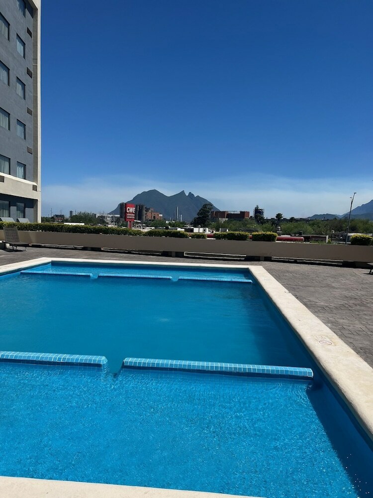 Hotel Fiesta Inn Monterrey Norte