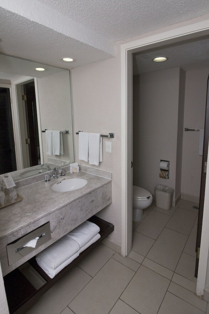 Hotel Fiesta Inn Monterrey Norte