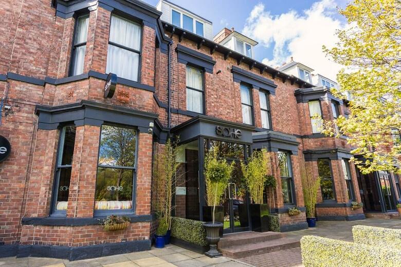 Hotel Cairn Newcastle