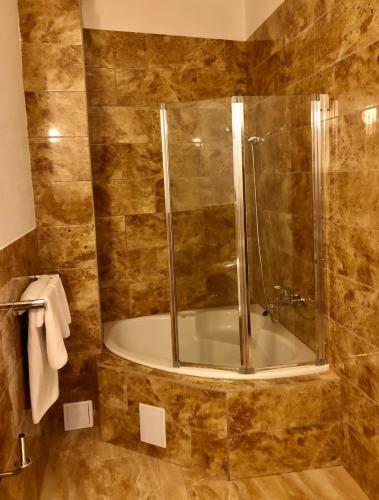 Hotel & Penzi�n Grand Matej