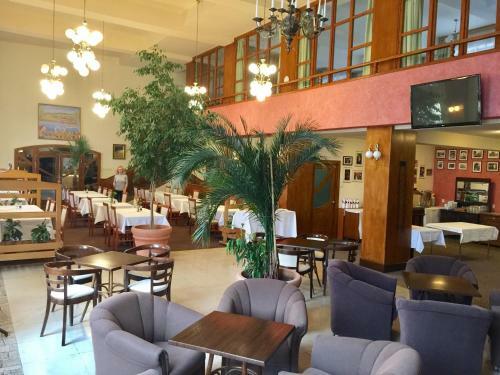 Hotel & Penzi�n Grand Matej