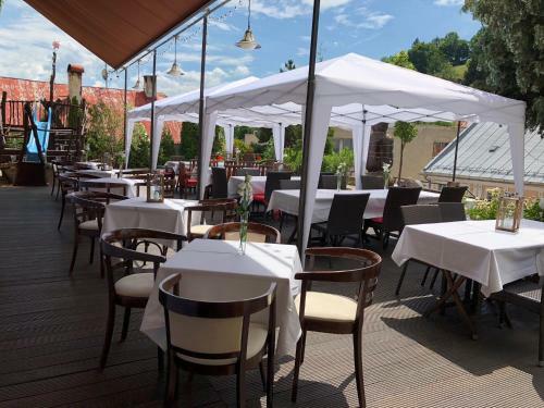 Hotel & Penzi�n Grand Matej