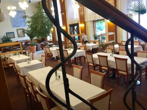 Hotel & Penzi�n Grand Matej