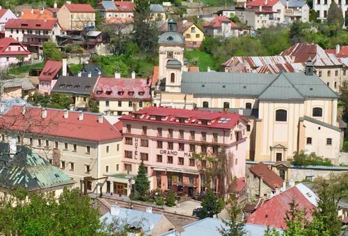Hotel & Penzi�n Grand Matej