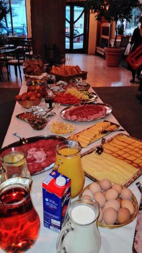 Hotel & Penzi�n Grand Matej