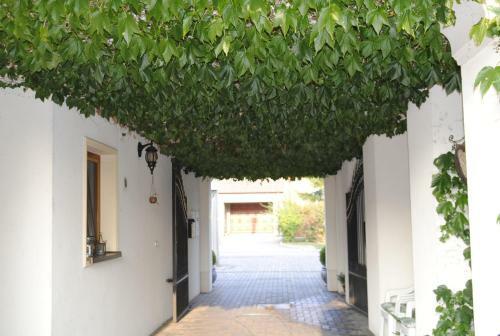 Hostal Penzion 77