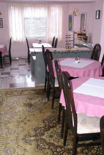 Hotel Petra Garni