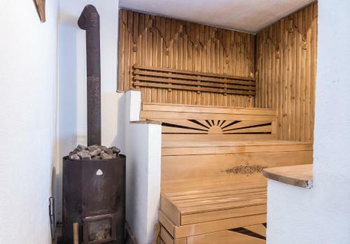 Hostal Penzion Cosmopolitan Ii.