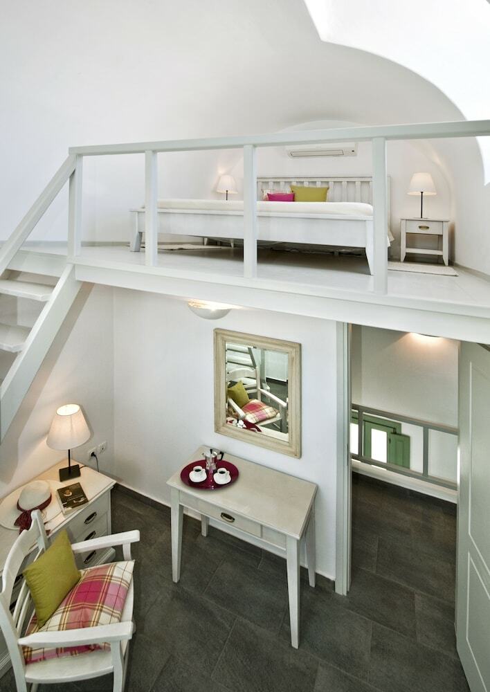 Aura Marina Apartments