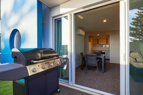 Waves Luxury Apartments