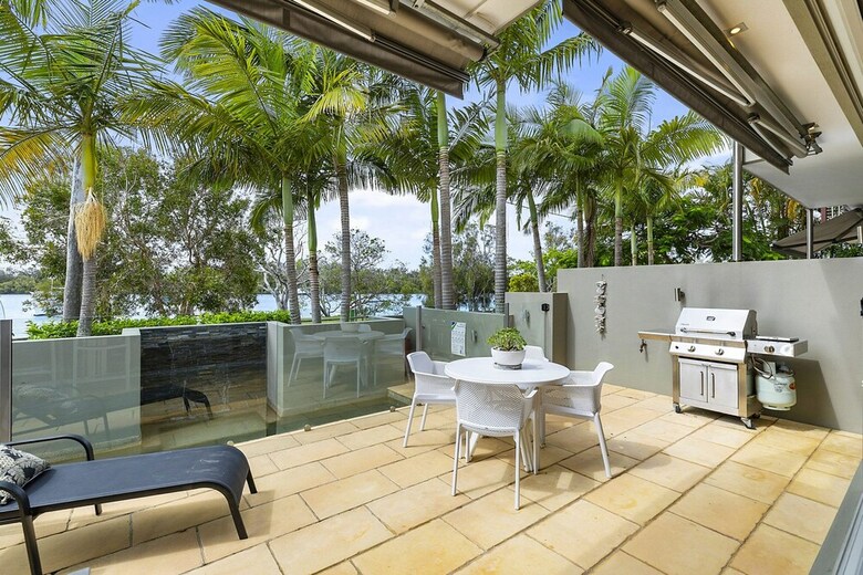 North Facing River Front Stunning Apartment - Unit 2, 9 Hilton Esplanade
