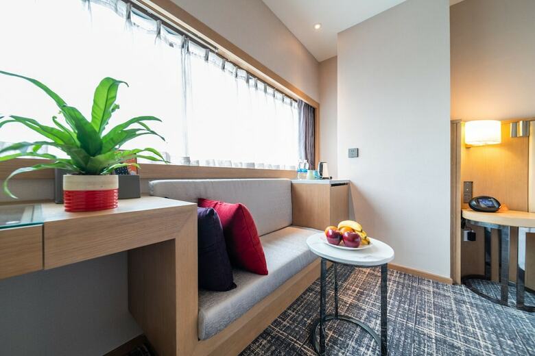 Xence Hotel