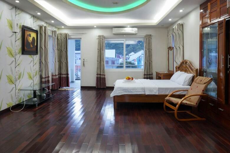 F5 Villa