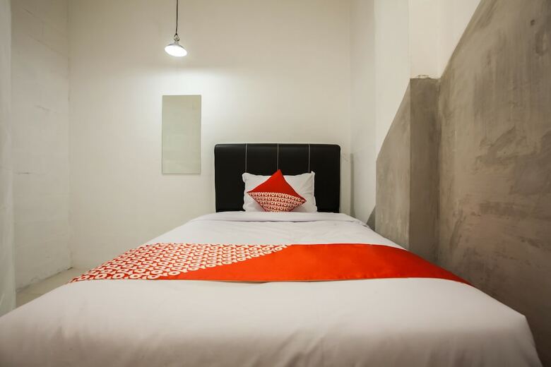 Hotel Oyo 2147 Mono Guest House