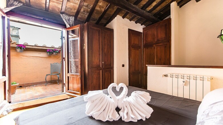 Apartamento Rental In Rome Arco Della Ciambella Penthouse