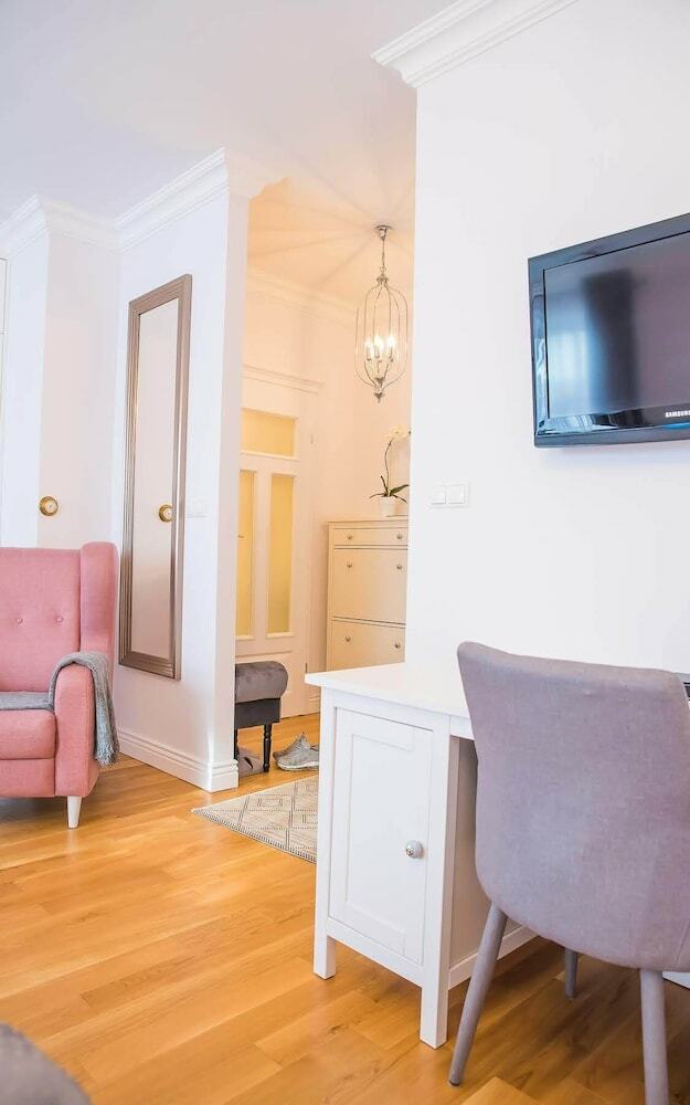 Easy Rent Apartments - Style