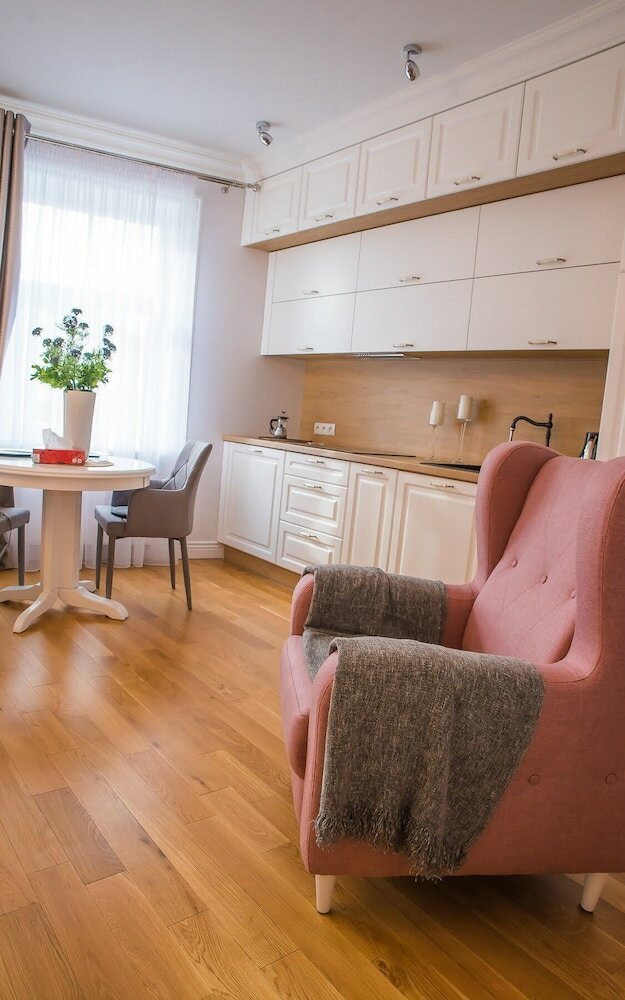 Easy Rent Apartments - Style