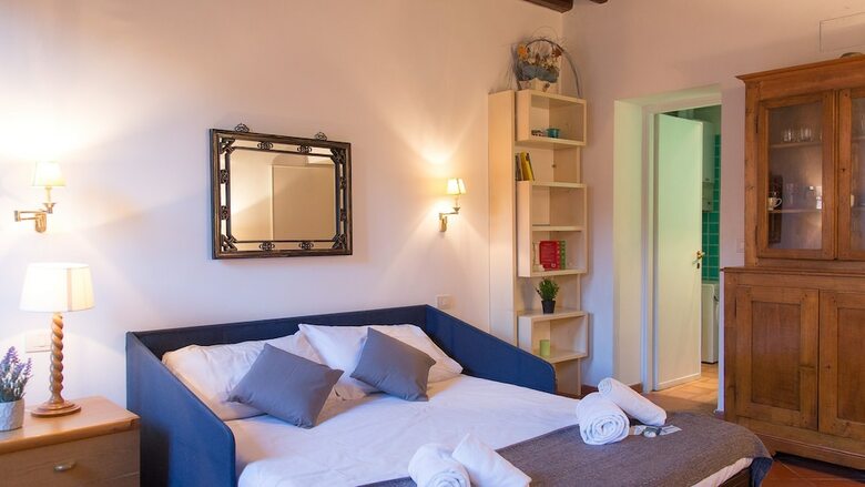 Apartamento Rental In Rome Scala Studio