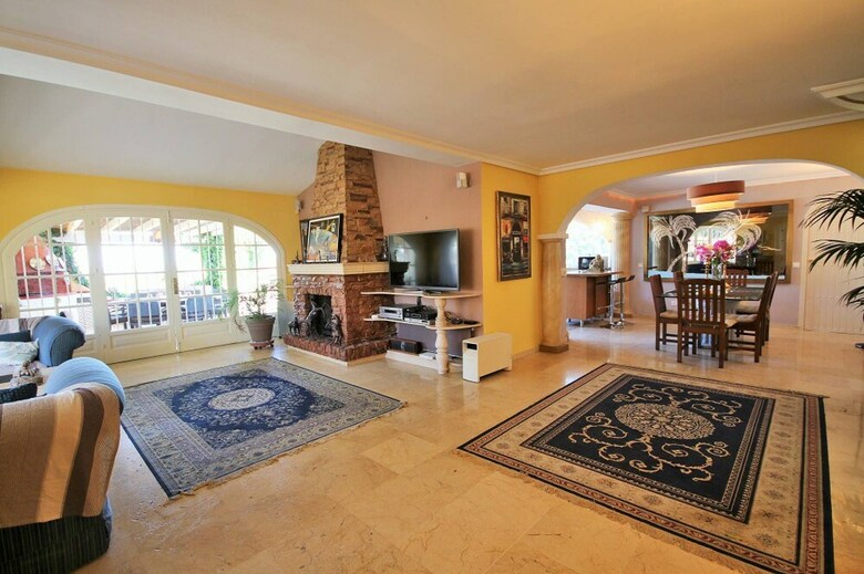 Stunning Puerto Banus Sea View Villa