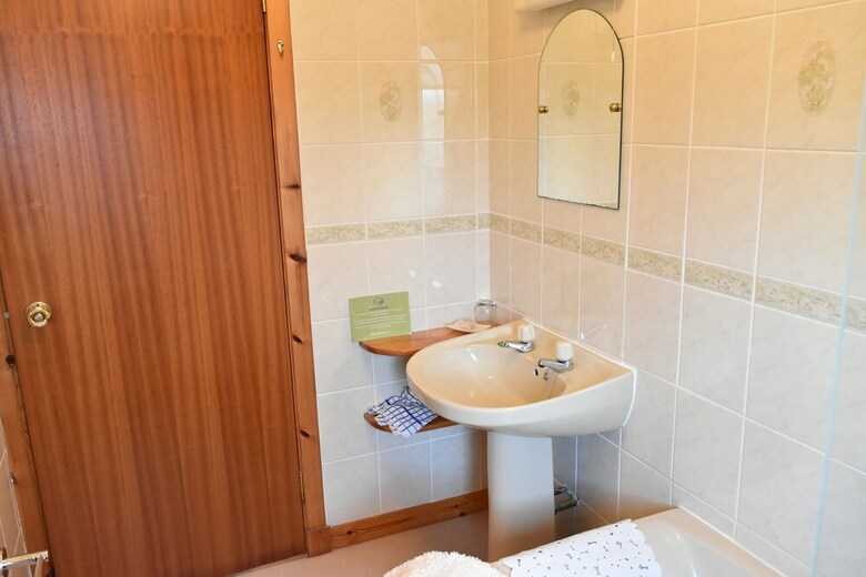 Modern 2 Bed Bungalow