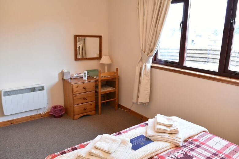 Modern 2 Bed Bungalow