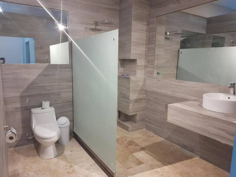 Hotel Suites Aeropuerto 24/7