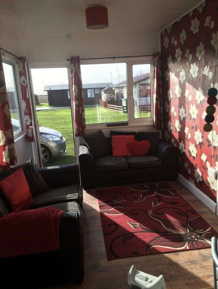 Captivating 2-bed Cottage