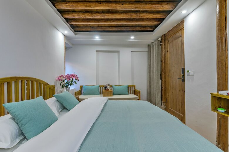Hotel Easy Inn