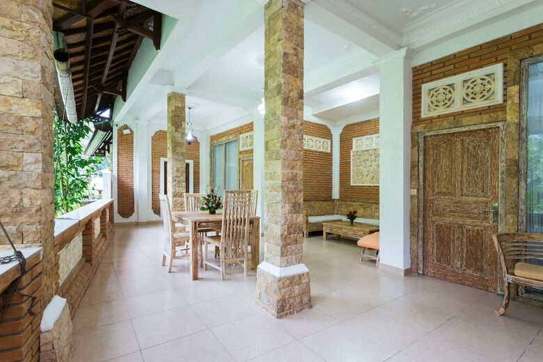 Bed & Breakfast Ani's Villas