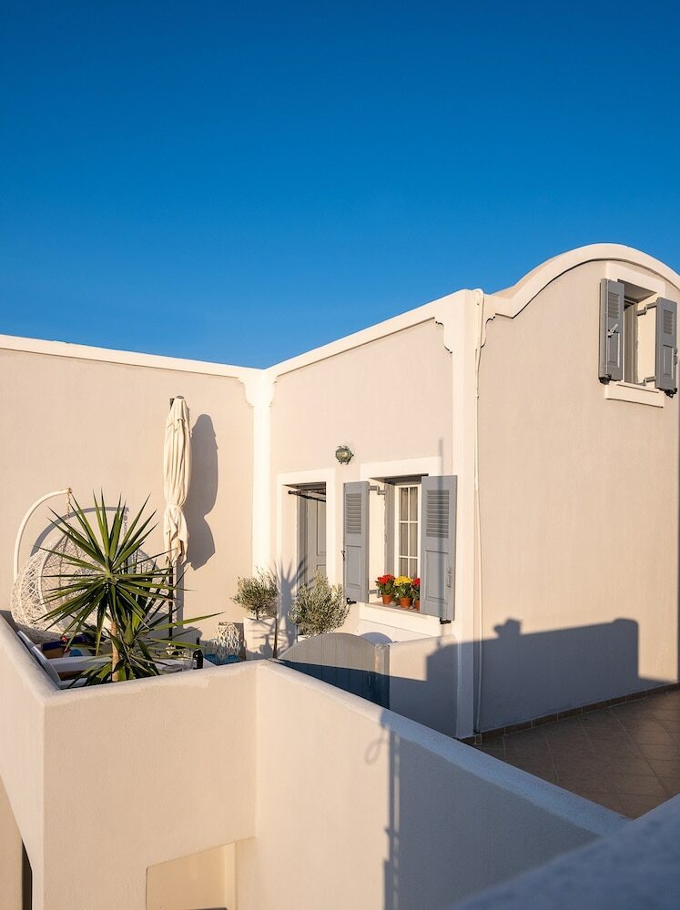 Paradise Traditional Cycladic House