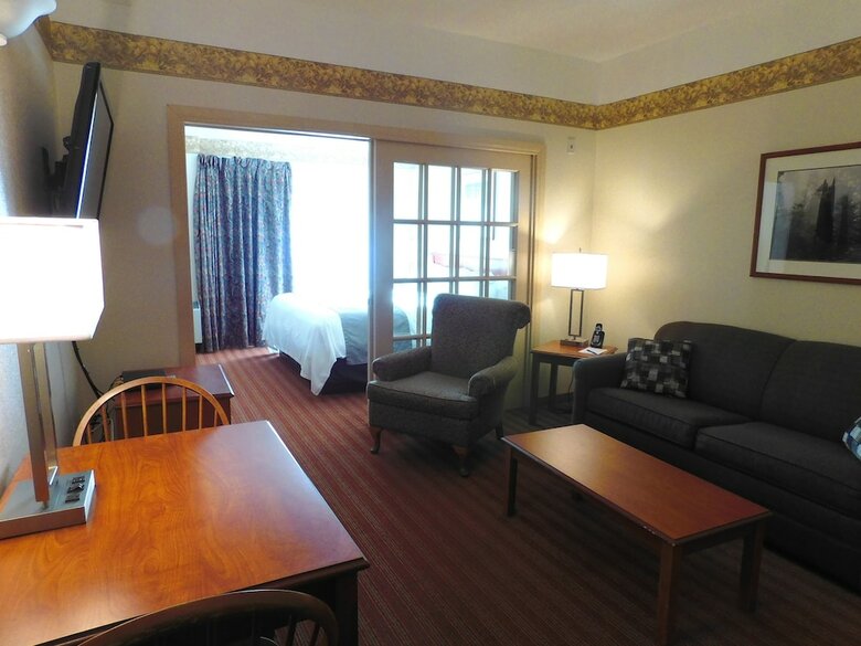 Hotel Coastal Inn Halifax