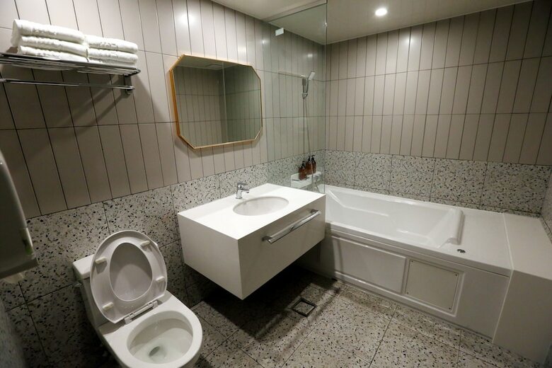 Forest 701 Hotel