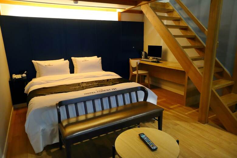 Forest 701 Hotel