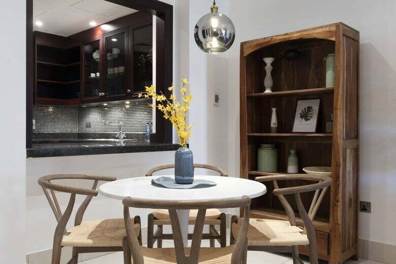 Serene Apartment In Dubai Old Town