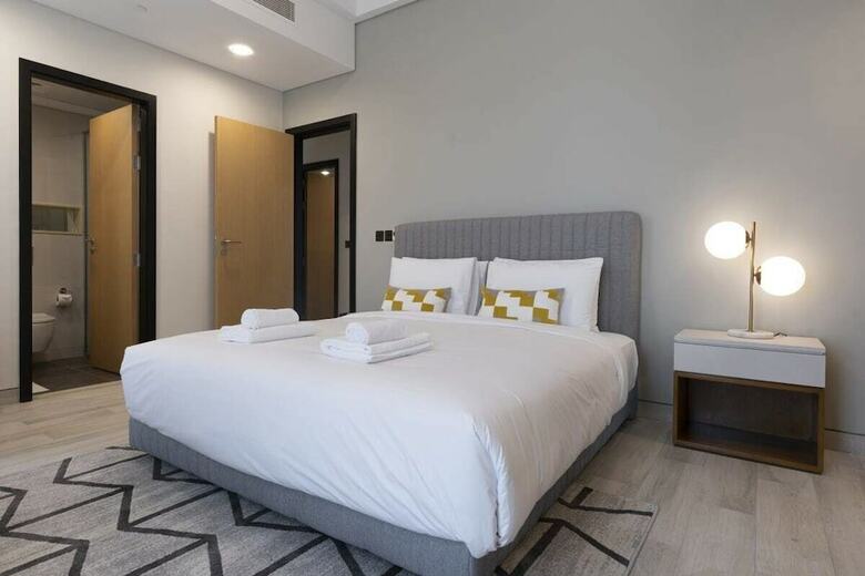 Delightful 2br Apartment Priv� Living