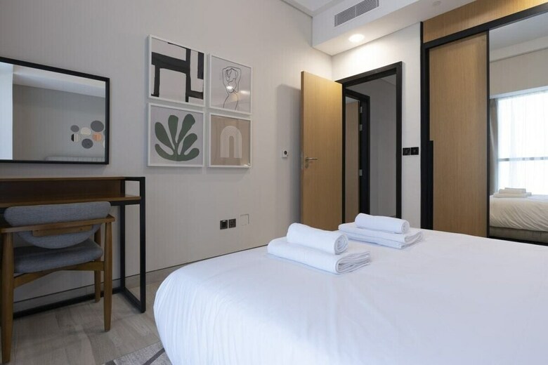 Gorgeous 2br Apartment Priv� Living