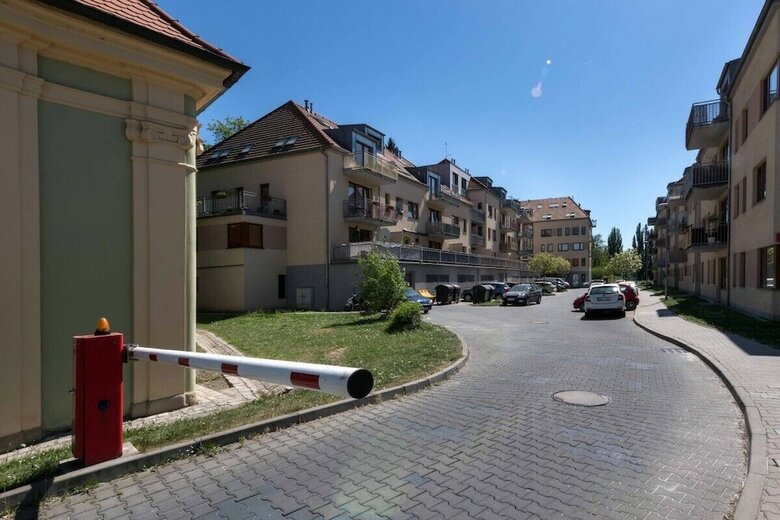 Apartsee Living Ii.