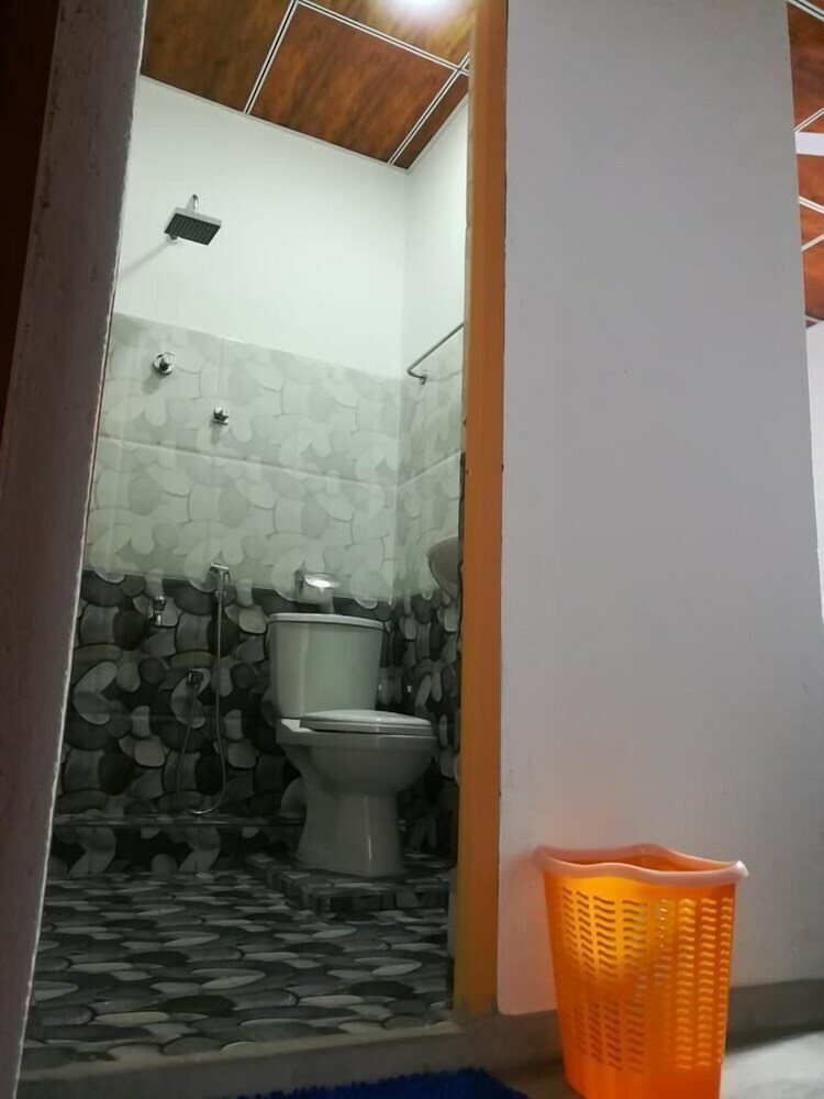 Hotel Abesekara Rest House