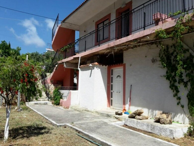 Apartamentos Nickolas & Reggina