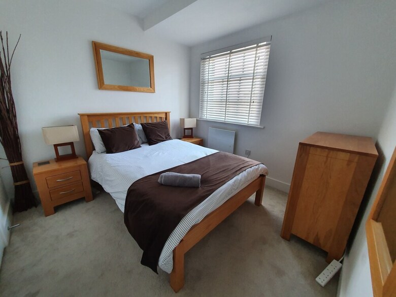 Superb Kings Road Executive Apartment