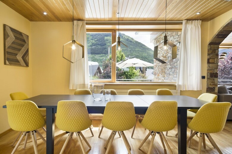 Apartamentos Luderna - Casa Con Jard�n Montcorbison