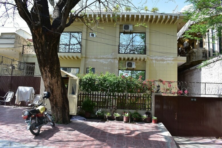Hotel Savoy Inn