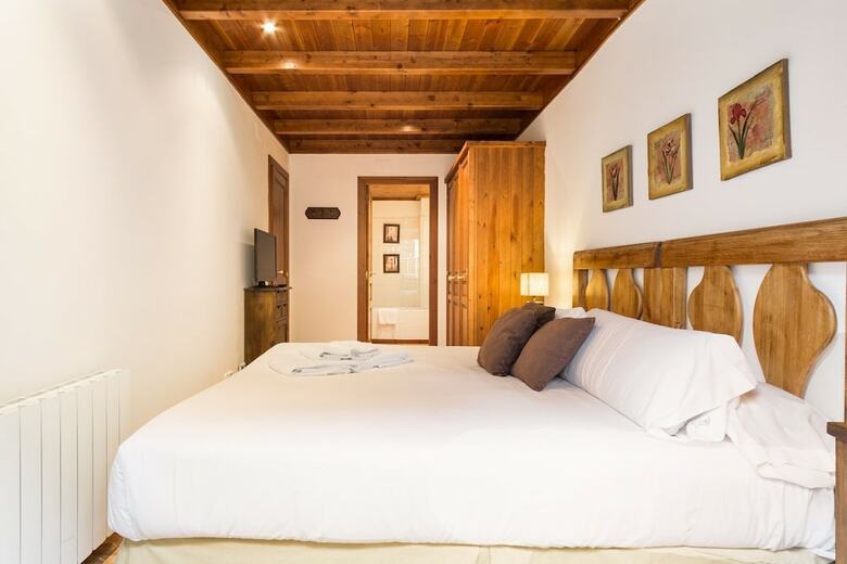 Luderna - Apartamento Val de Ruda A9 Pe�lla