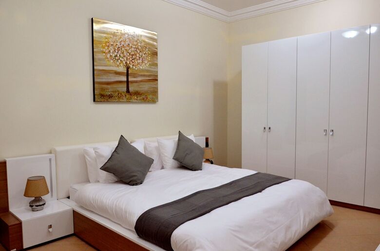 Aparthotel Emerald Suites